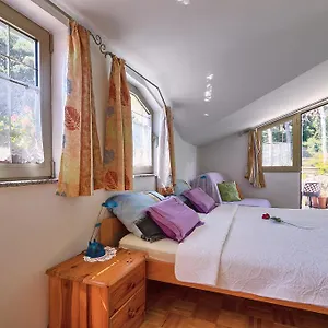 Apartment Ljiljana